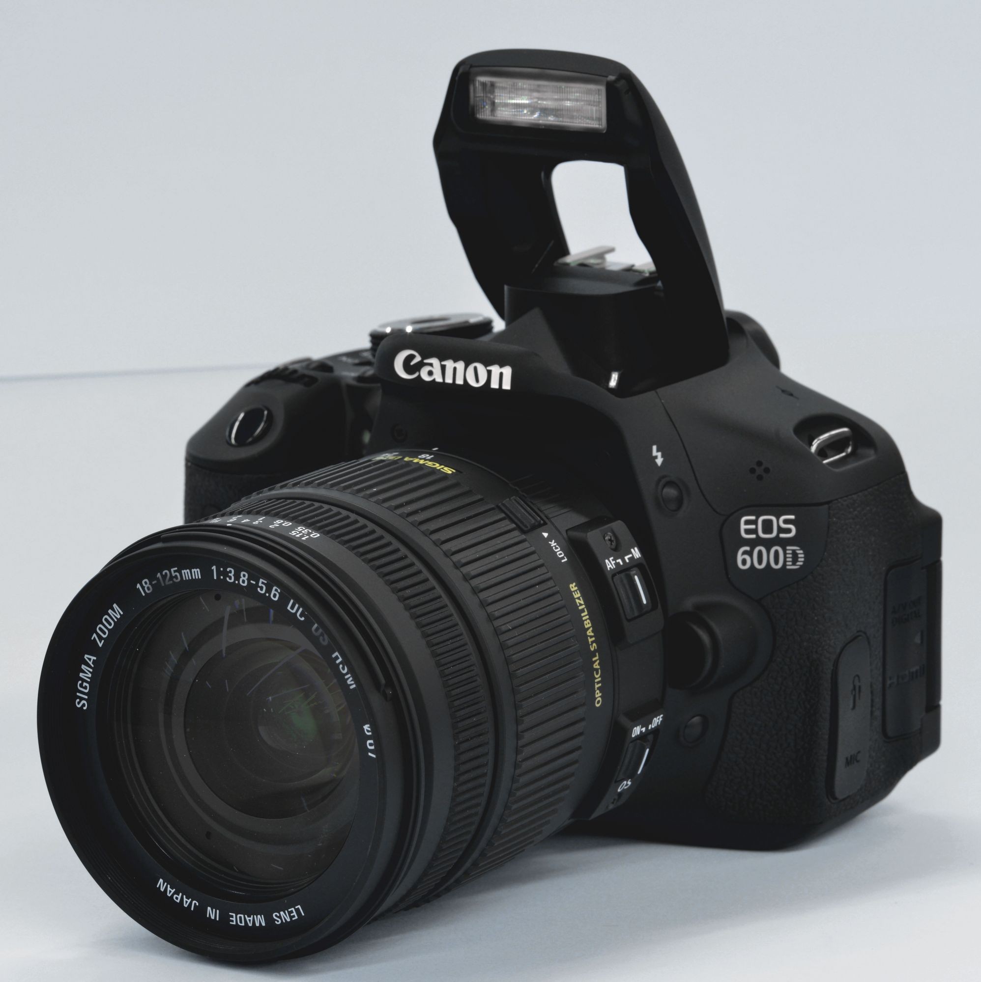 Canon 600d. Canon EOS 600. Зеркальный фотоаппарат Кэнон 600д. Фотоаппарат Canon EOS 600d Kit.